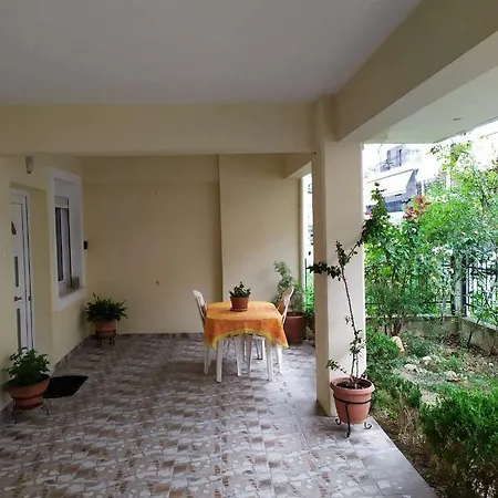 And Cosy House 2 아파트 라리사