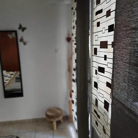 Lejlighed And Cosy House 2 *