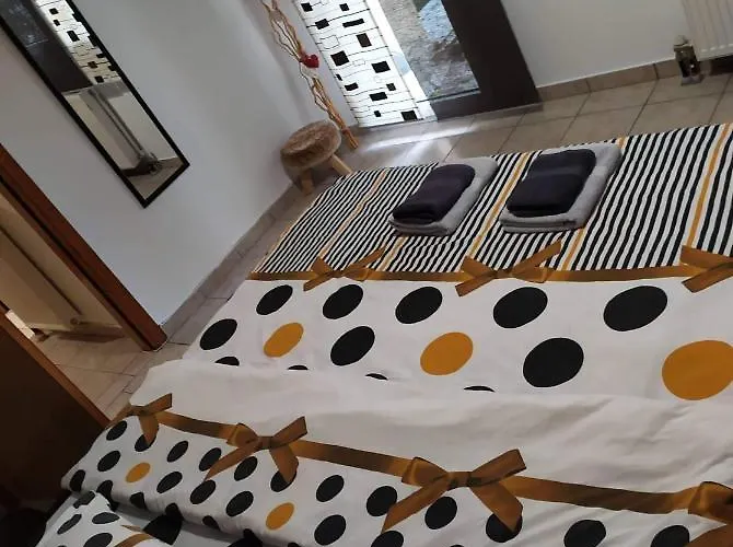 Apartamento And Cosy House 2 Larissa